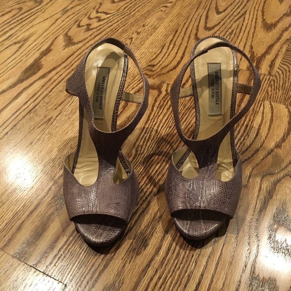 Saks fifth avenue heeled sandals